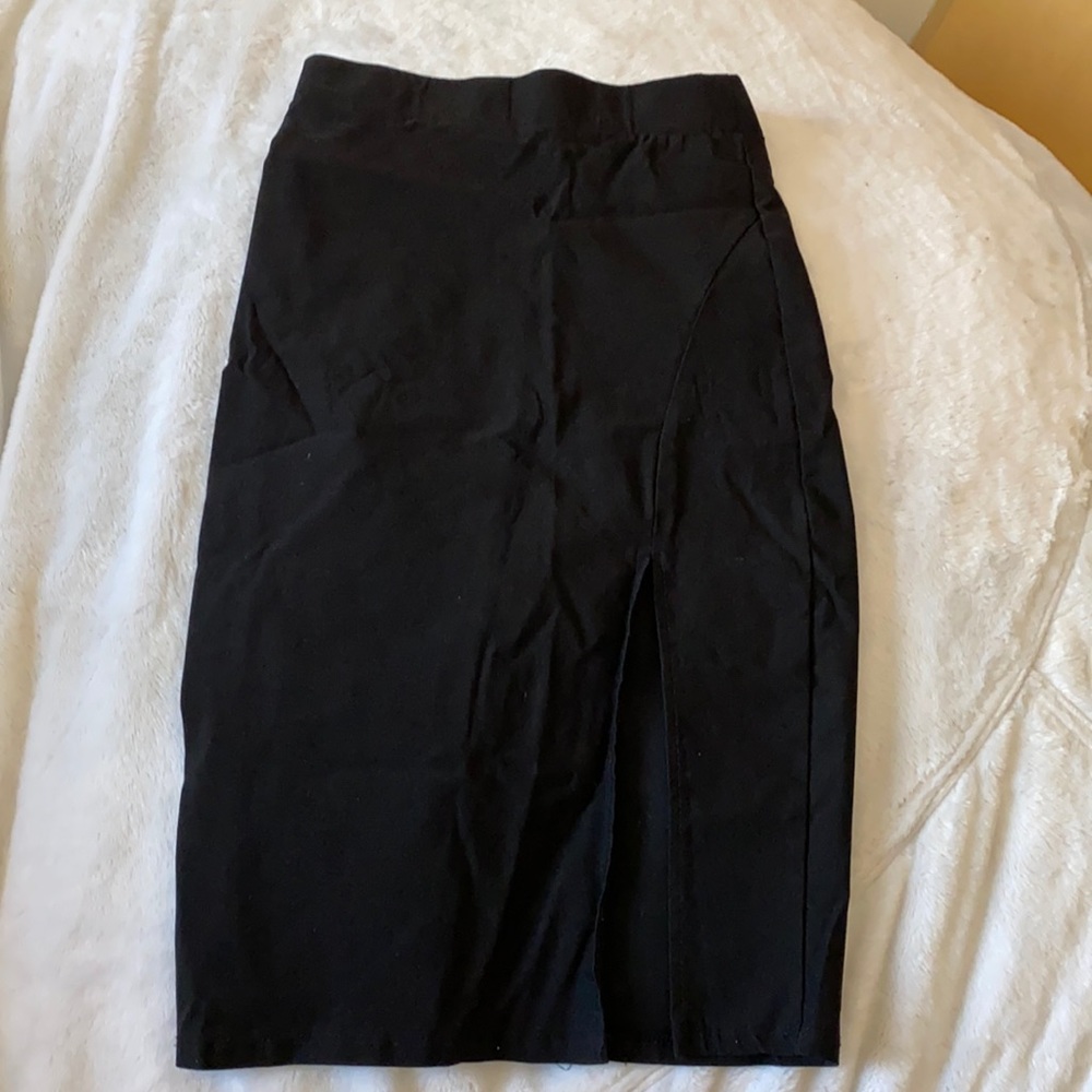 Black pencil skirt
